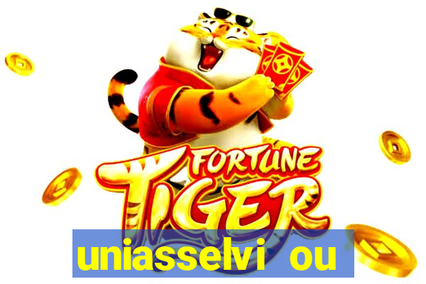 uniasselvi ou cruzeiro do sul