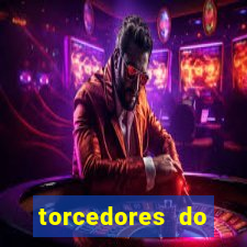 torcedores do corinthians se beijando