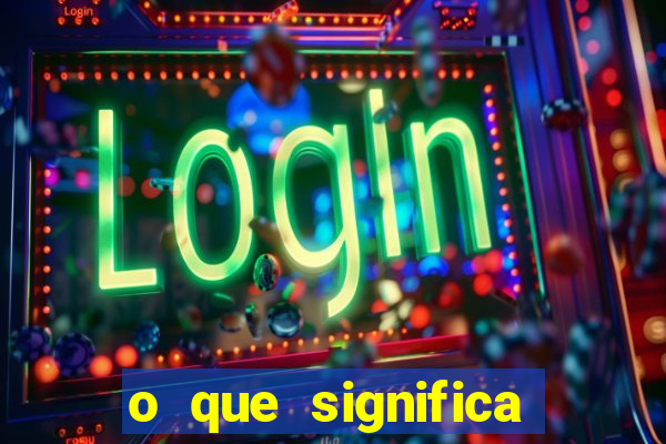 o que significa quando a luz acende sozinha