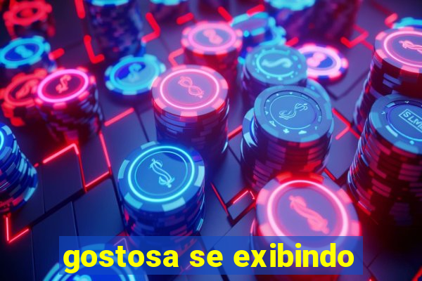 gostosa se exibindo