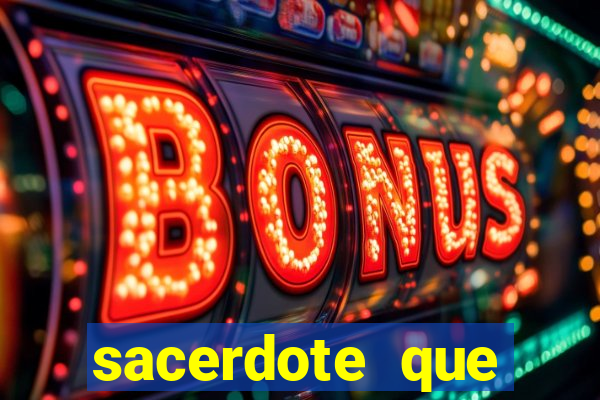 sacerdote que morreu no santo dos santos
