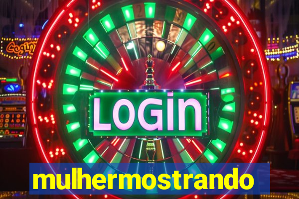mulhermostrandoopeito