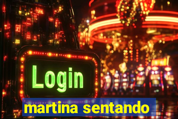 martina sentando