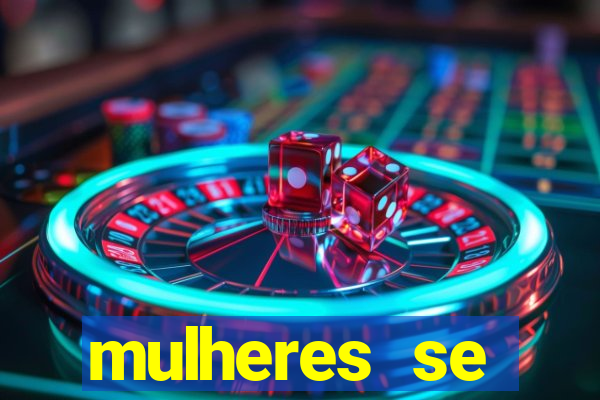 mulheres se exibindo ao vivo