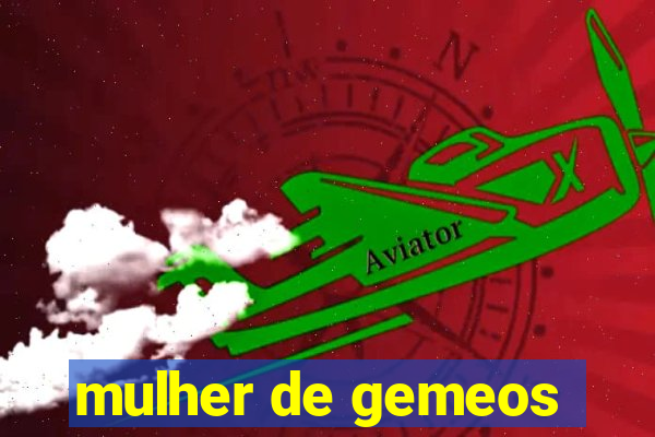 mulher de gemeos